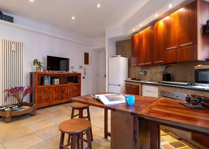 Piramide Cestia Apartment *