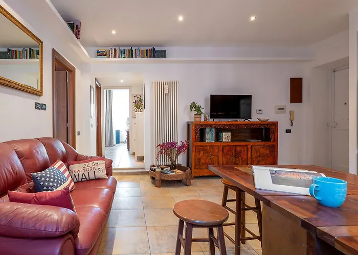 Piramide Cestia Apartment